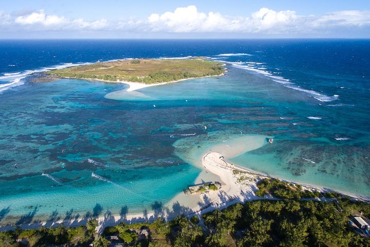 Luxury Catamaran Cruise: The Northern Islands