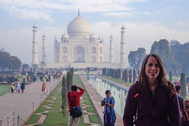 Private Trip to Taj Mahal from Delhi with Skip The Line Tickets