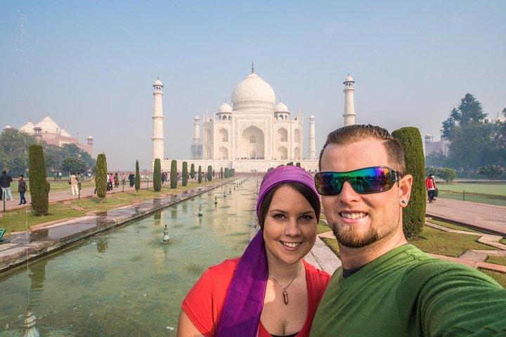 Private Trip to Taj Mahal from Delhi with Skip The Line Tickets