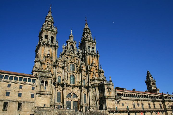 Santiago de Compostela Private Tour from Vigo with Hotel or Port Pick-up
