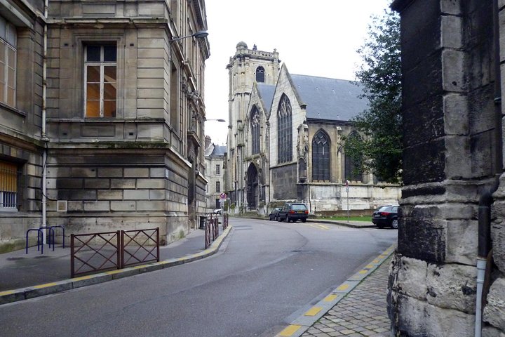 Rouen Private Walking Tour with a Local