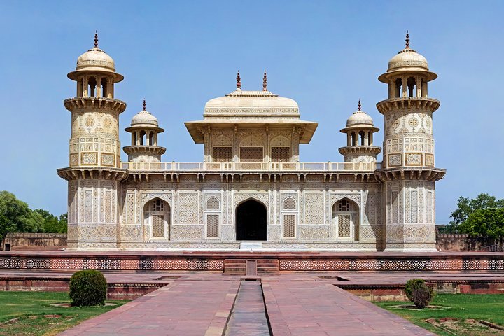 From Delhi : Tajmahal & Agra Fort Day trip