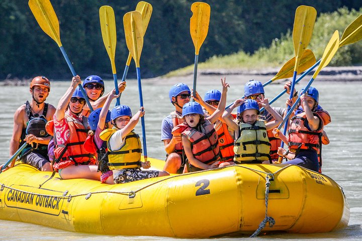 Family Friendly Cheakamus Splash Rafting