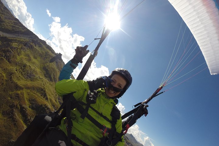 Davos Absolutely Free Flying Paragliding Tandem Flight 1'000 Meters High