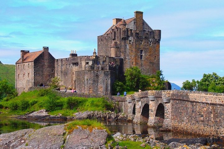 1 Day Tour from Inverness - Isle of Skye, Fairy Pools, and Eilean Donan Castle