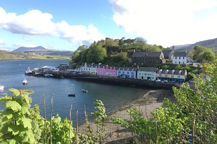 1 Day Tour from Inverness - Isle of Skye, Fairy Pools, and Eilean Donan Castle