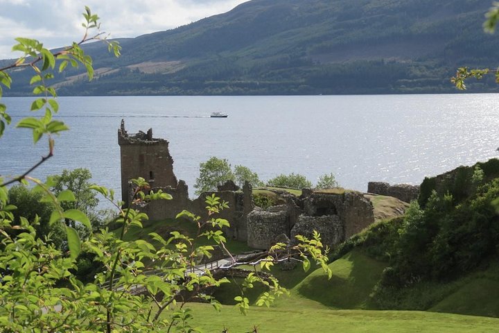 1 Day Tour from Inverness - Isle of Skye, Fairy Pools, and Eilean Donan Castle