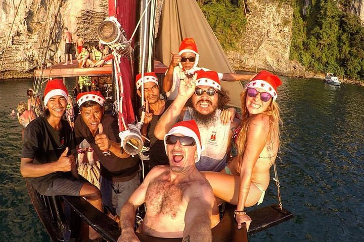 Krabi 4 Island Sunset Snorkeling Cruise + Bioluminescent Swim