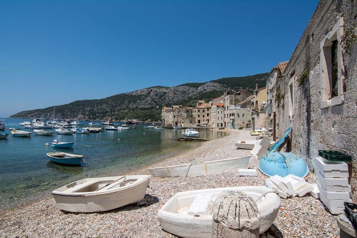 Blue Cave and Hvar Tour - 5 Islands Tour from Split and Trogir