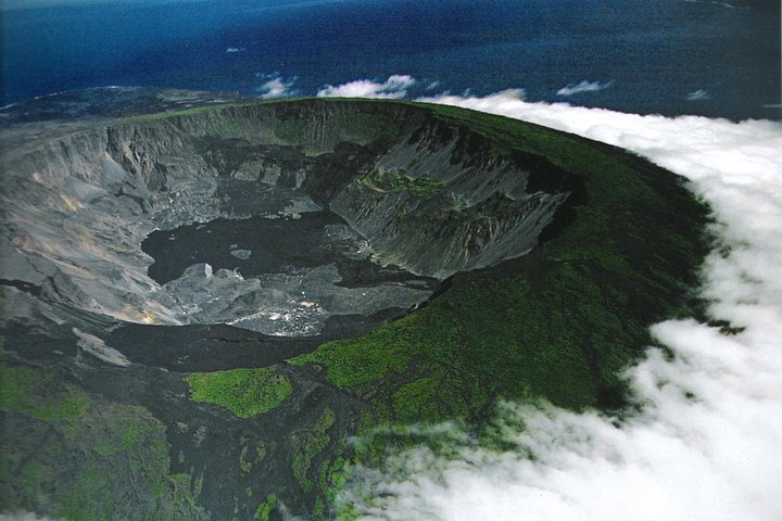 Sierra Negra Volcano Walking Tour in Isabela Island (shared)