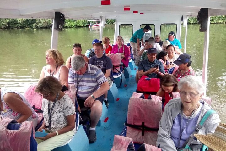 Puntarenas Zipline & River Boat Tour. Puntarenas Shore Excursion