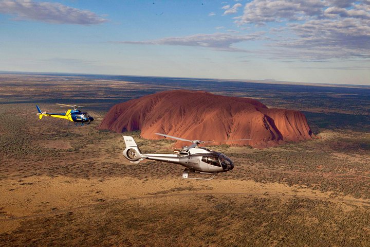 25-Minute Uluru and Kata Tjuta Scenic Helicopter Flight