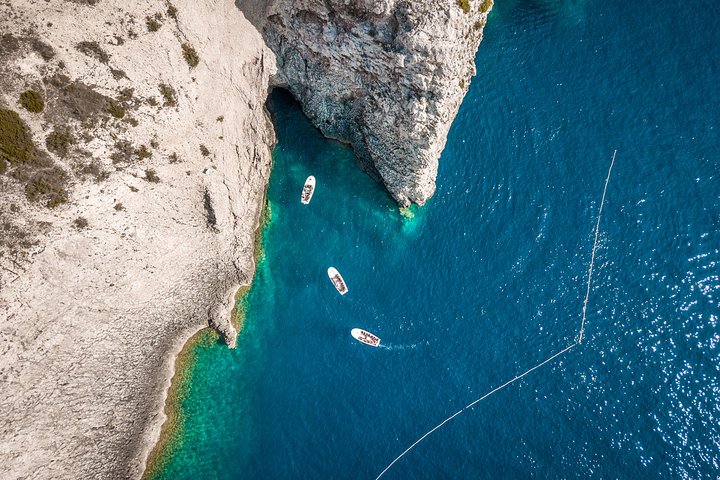 Blue Cave and Hvar Tour - 5 Islands Tour from Split and Trogir