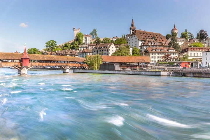 Lucerne Walking & Boat Tour: The Best Swiss Experience
