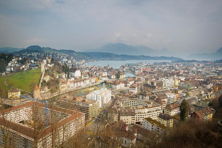 Lucerne Walking & Boat Tour: The Best Swiss Experience