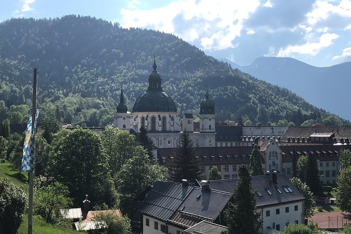 Neuschwanstein Castle Private Tour from Garmisch-Partenkirchen