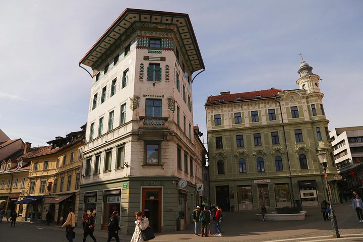 Zagreb to Ljubljana & Lake Bled Guided SMALL Group Tour (max 8)