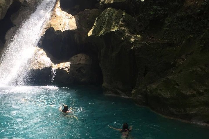 Bassin Bleu waterfalls adventure in Jacmel from PAP Haiti