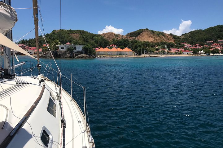 Full-Day Sailing and Snorkeling Excursion to Les Saintes