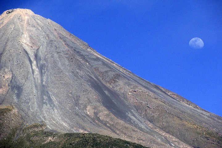 Colima Volcano Cultural Tour: Coffee Plantation, Hacienda and Comala Magic Town