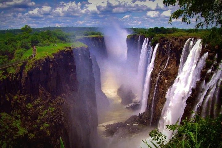 Victoria Falls Daytrip incl transfers from Kasane 10hrs