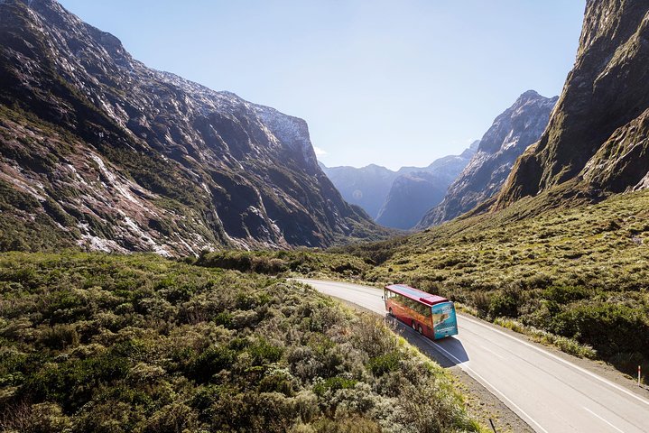 Milford Sound Coach & Cruise ex Te Anau Stunning Views with Lunch