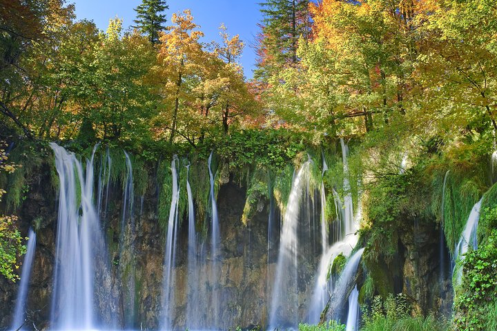 Plitvice Lakes with Ticket & Rastoke Guided Tour from Zagreb