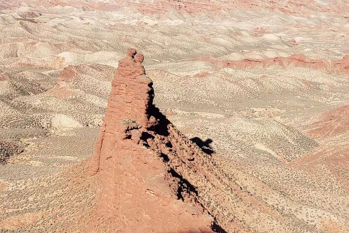 Private Hiking Tour: Pingshanhu Grand Canyon and Zhangye Danxia Geopark From Zhangye