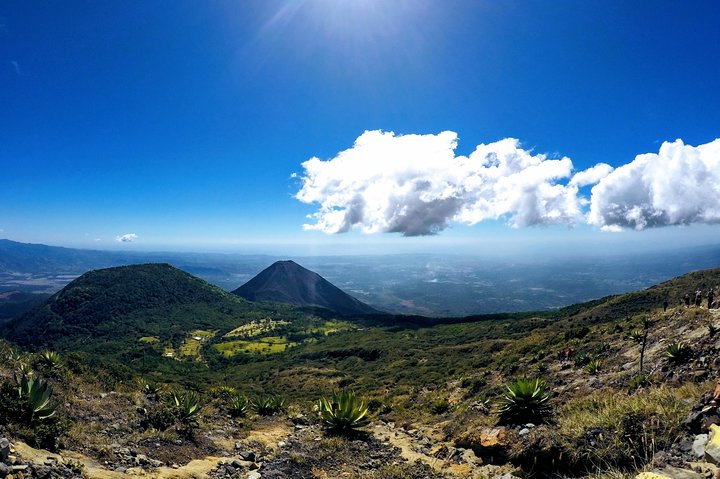 Volcan Santa Ana Hike+ Lago Coatepeque Viewpoint