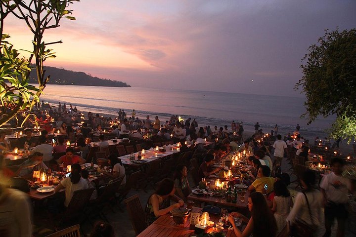 Private Uluwatu Sunset Tour with Kecak Dance and Dinner