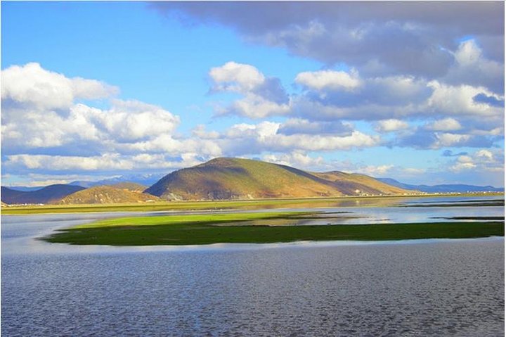 Private Day Trip of Shangri-La with Tibetan family visit