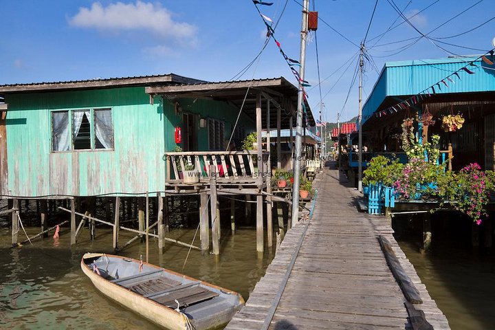 Private Tour: Half Day Sandakan City Tour Including Local Lunch