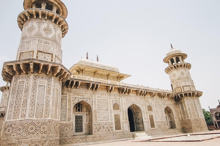 Taj Mahal Day Tour from Delhi by Superfast Train - TOP RATED TOUR