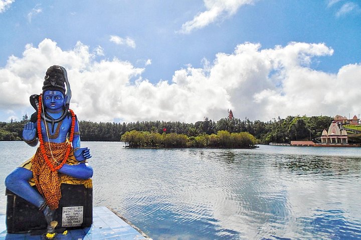 3-Day Private Mauritius Discovery with Optional Wild Dolphin Swim