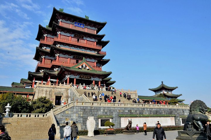 Private Day Tour: Nanchang City Highlights in One Day
