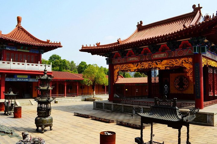 Private Day Tour: Nanchang City Highlights in One Day