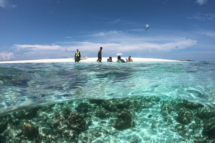 Sandbank Snorkeling and Sunset Cruise