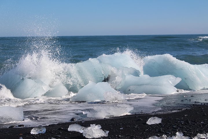 Private Tour Höfn: Jokulsárlón , Diamond Beach, Secret Glacier