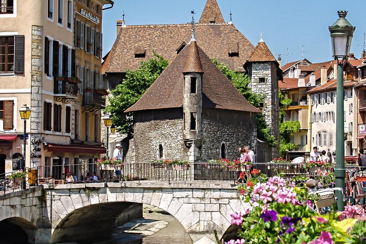 Annecy - Venice of the Alps - Tour from Geneva