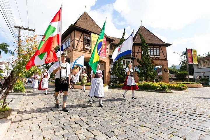 Germanic Route - Cultural and historical: Blumenau and Pomerode