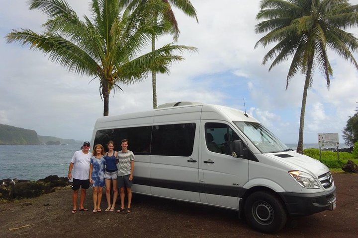 Maui: Famous Road to Hana Waterfalls and Lunch by Mercedes Van