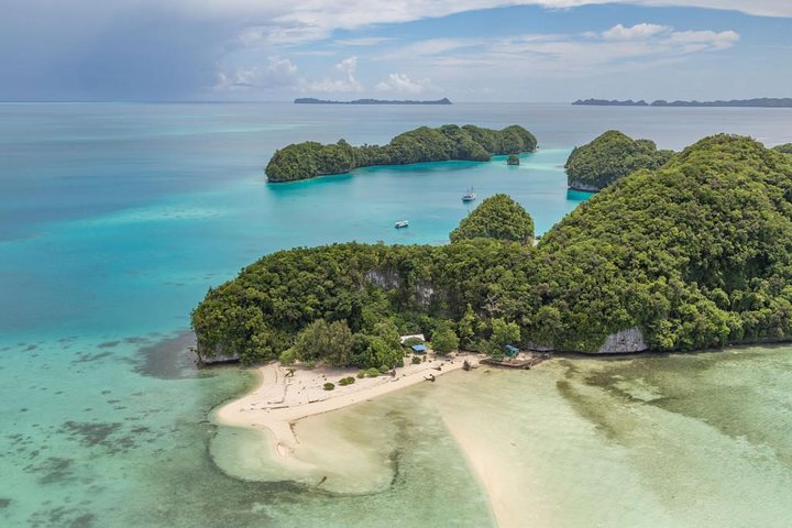 Milky Way, Shark City Island, Beach and Rock Island Tour