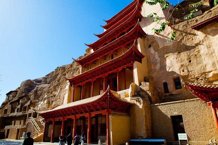 Dunhuang Private Day Tour Mogao Grottoes, Singing Dunes and Crescent Moon Spring