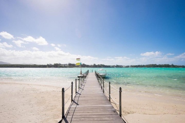 Full Day at Ile Des Deux Cocos