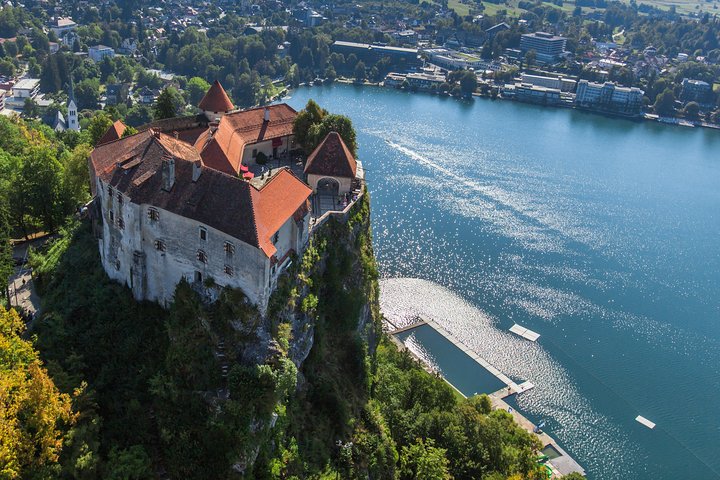 Slovenia in One Day: Small-Group Bled, Postojna Cave & Predjama