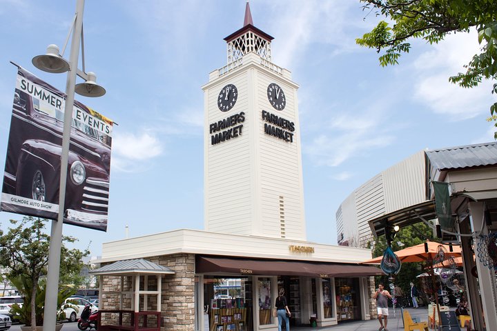 Anaheim to LA: Hollywood, Beaches & Famous Film Sites tour