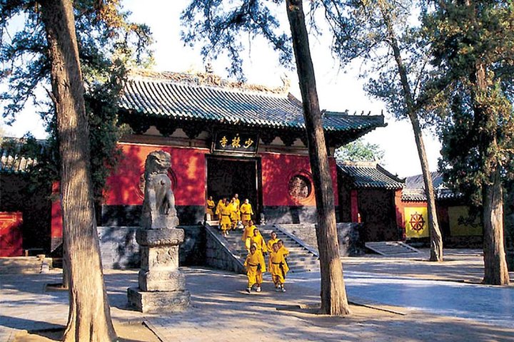 Luoyang Longmen & Shaolin Private Day Tour from Xian by HSR Train