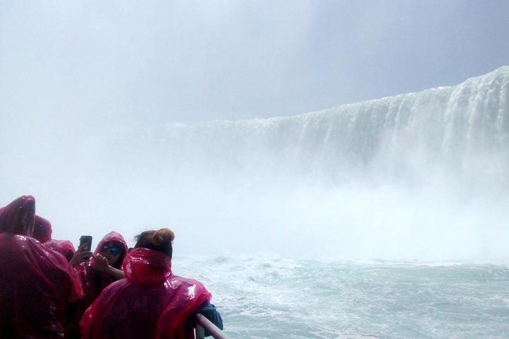 Niagara Falls Day Tour from Toronto