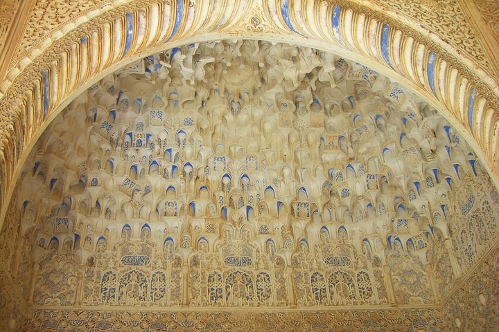 Granada Day Trip: Alhambra & Nazaries Palaces from Seville