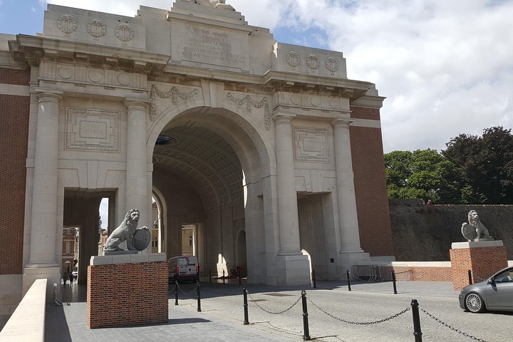 Australian Battlefields Private Tour in Fromelles and Flanders from Lille